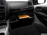  Glove box open photo
